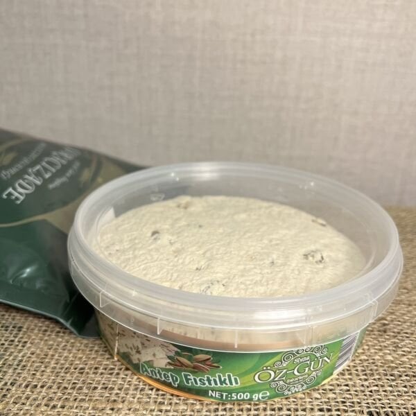 Özgün Antep Fıstıklı Tahin Helvası 500gr