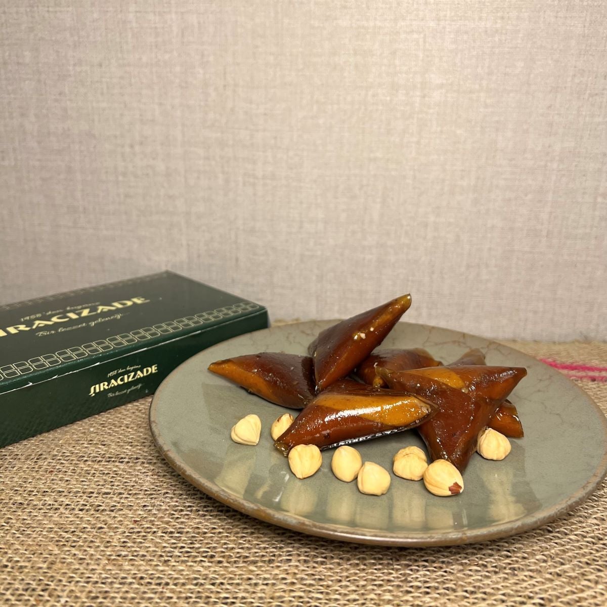 Fındık Ezmeli Muska Pestil