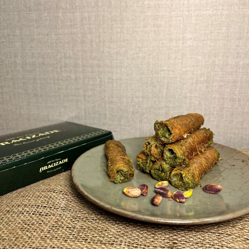 Dubai Antep Fıstıklı Kadayıf Sarma